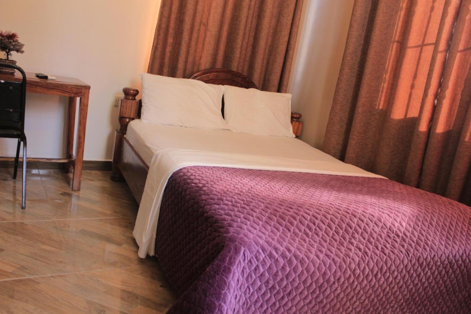 Mikocheni Condo Hotel & Apartments Dár Al-Szalám Kültér fotó